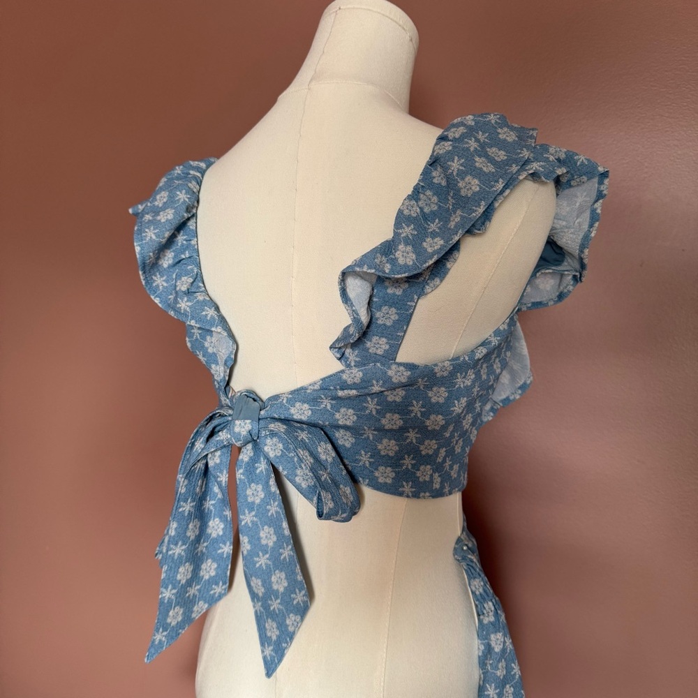BCBGeneration Light Blue Floral Smocked Set - Picture 3 of 16